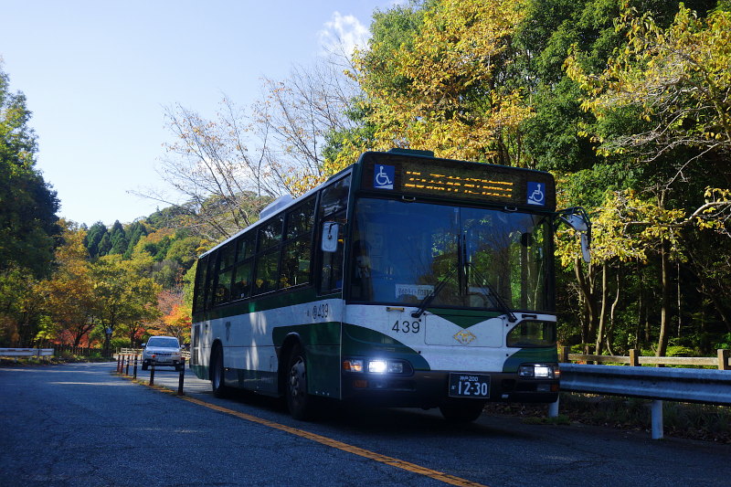 20211113-futatabikouen08-bus.jpg