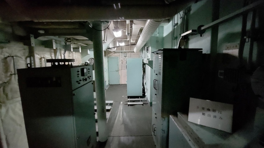 砕氷艦(南極観測船)ふじ 第一甲板のレーダー室 20251021-saihyoukan-fuji-13.jpg