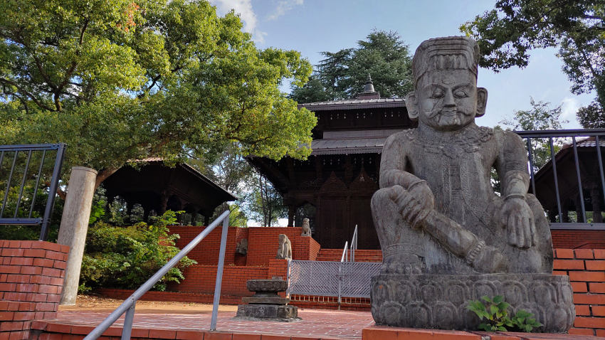 鶴見緑地 国際庭園の「ネパール庭園」 20251027-nepal-01.jpg