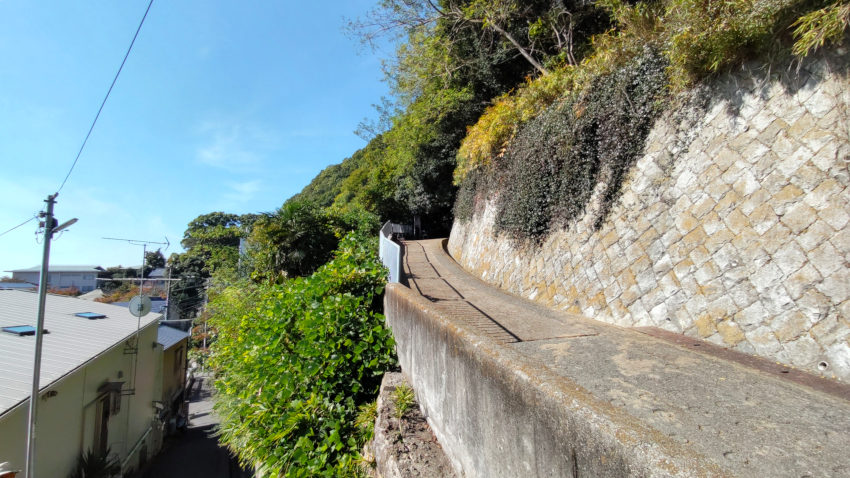 青谷道の登山口(標高約140m) 20251030-aotanimichi-tozanguchi.jpg