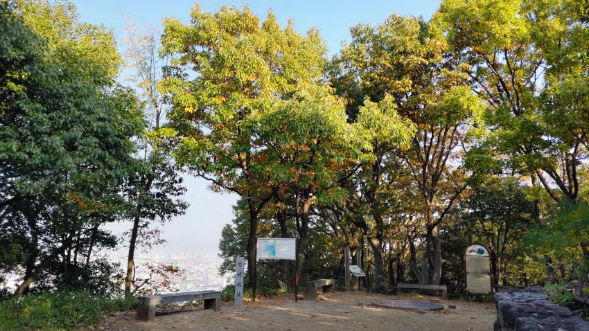 野崎城址 20251114-nozakijyou-01.jpg