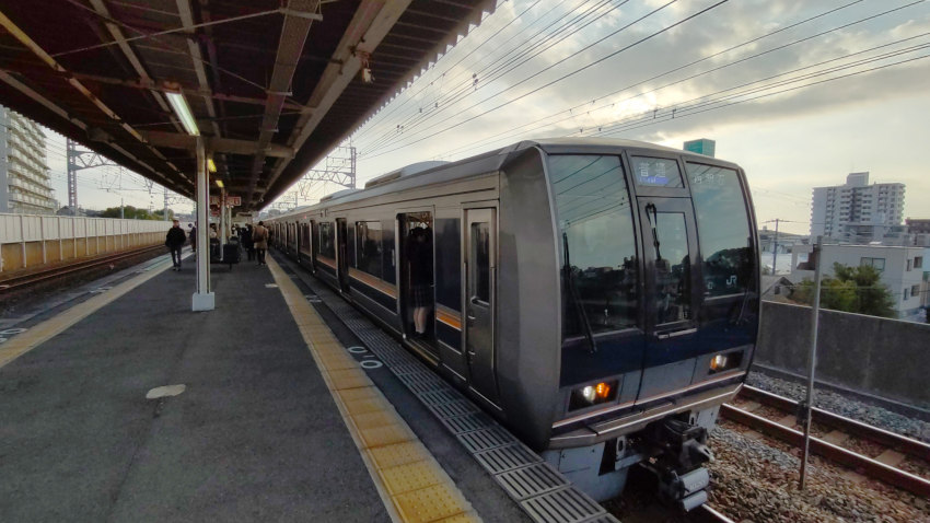 JR甲南山手駅 20251117-jr-konanyamate.jpg